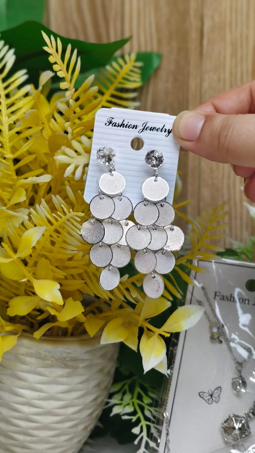 30 Pairs Random Earrings Deal for Women – Trendy Fashion Jewelry Collection