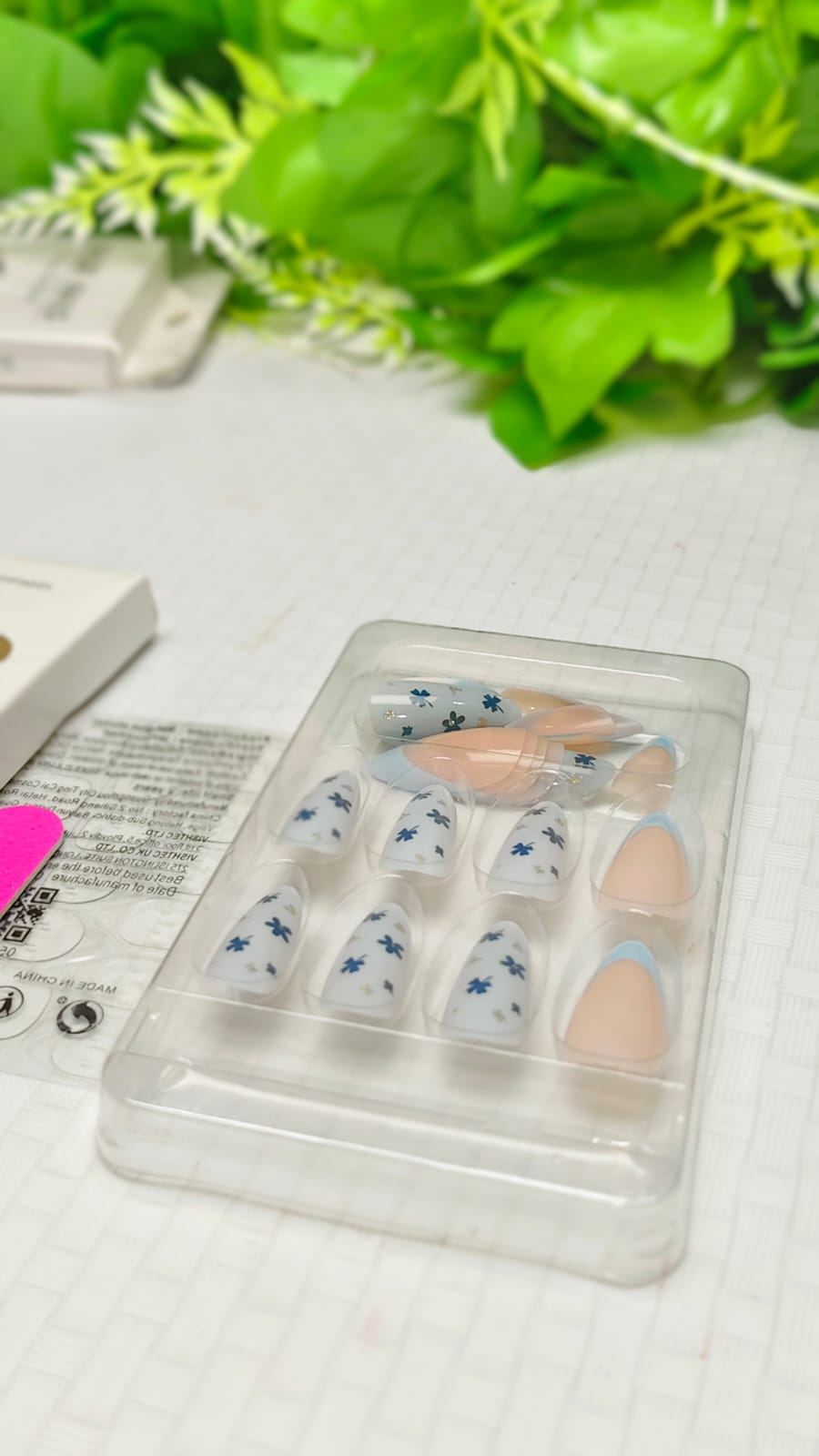 12 in 1 Press On Nails Set | Reusable False Nails for Women
