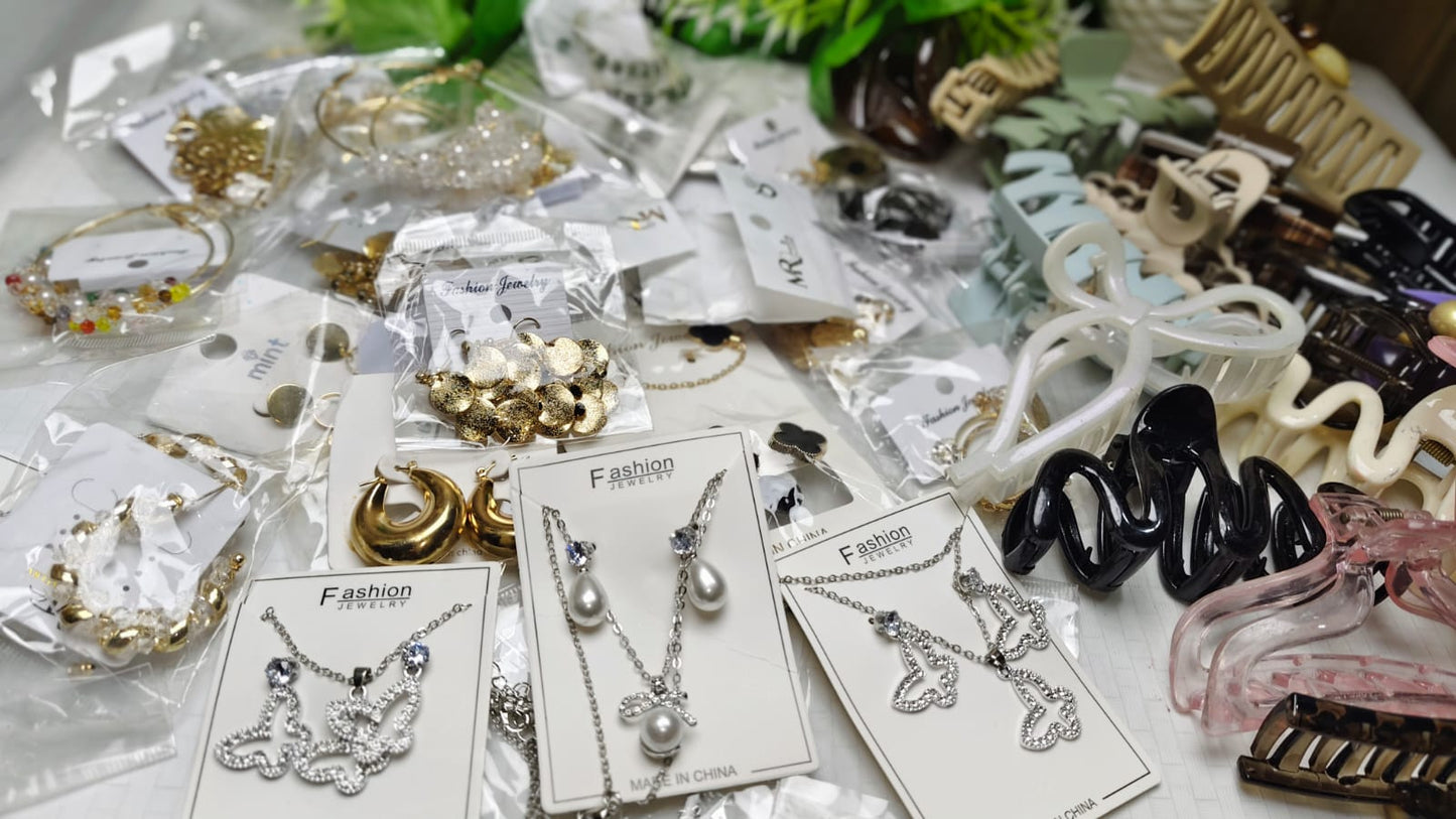25 in 1 Pro Deal | Premium Korean Hair Claw Clips & Fashion Jewelry Gift Set for Women & Girls | Hair Accessories Combo Pack