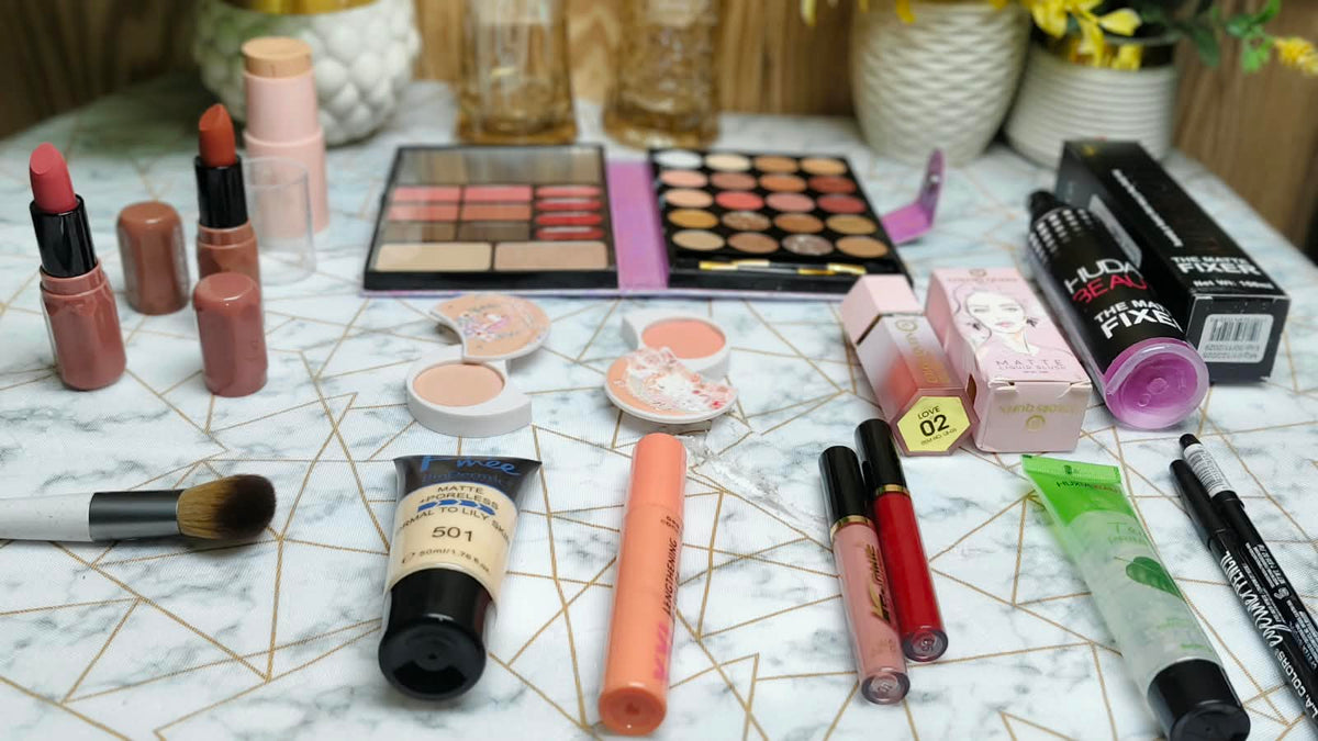 Classic Makeup Deal for Women | Makeup Set & Beauty Essentials – 50% OFF