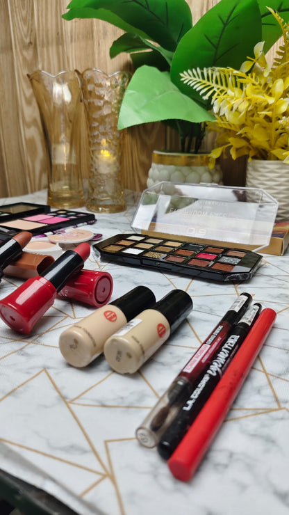 Sale Big Offer Deal – Makeup Collection | 50% OFF