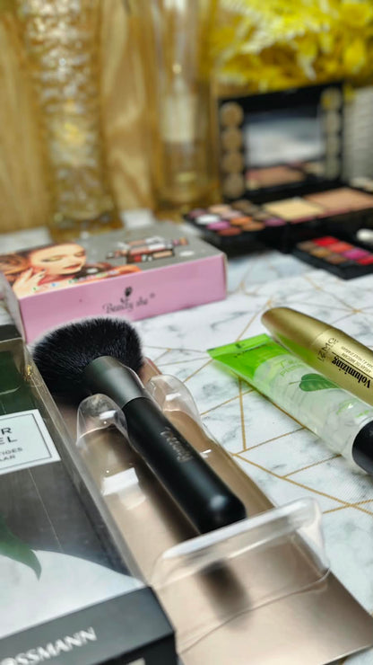 50% OFF Professional Makeup Kit for Women – All-in-One Makeup Set with Eyeshadow, Foundation, Blush & Lip Colors