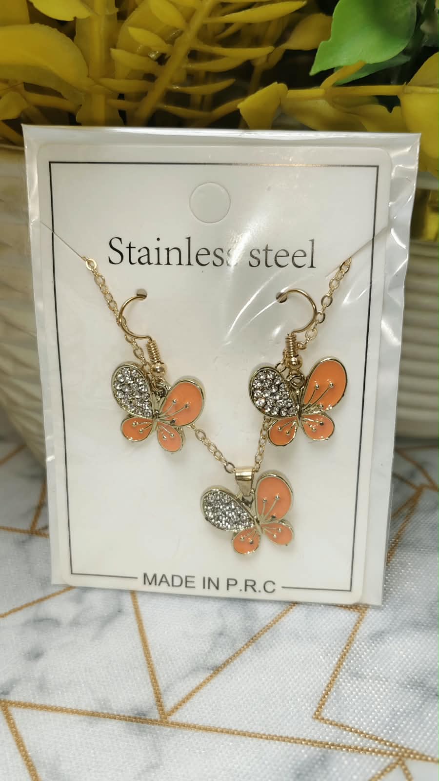 Azaadi Deal – 15-Piece Random Fashion Jewelry Set for Women | Trendy Necklace, Earrings & Accessories Combo
